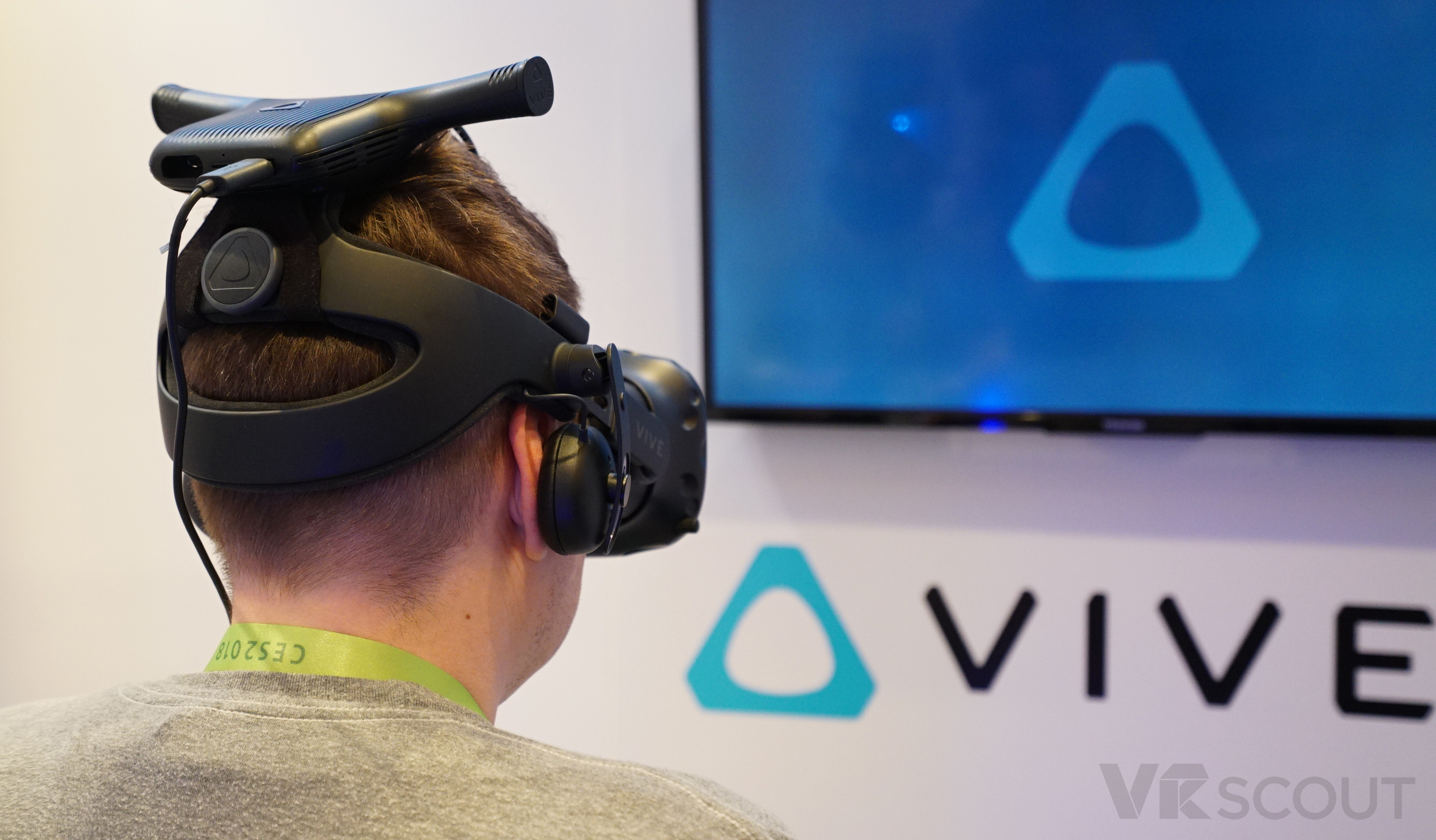 vive-wireless-adapter2w